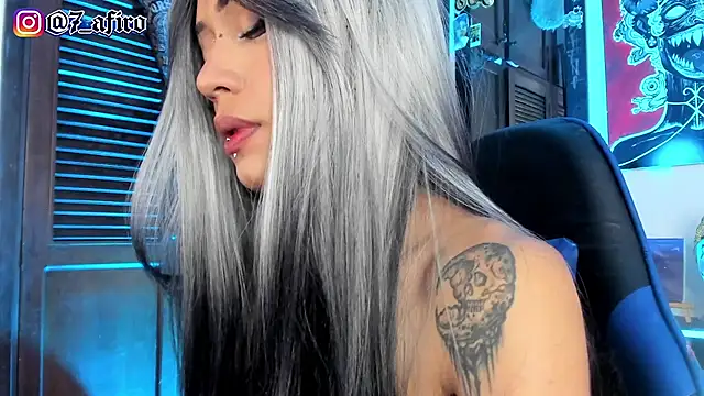 Živá chatovací místnost Ivy_Byte