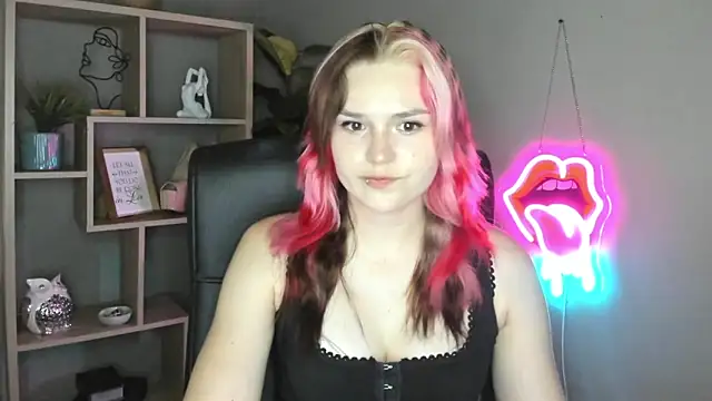 SweetLilyxo's Live Chat Room