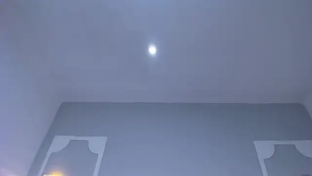 Raven_love's Live Chat Room