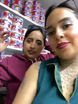 Annie_Alicee Show Webcam
