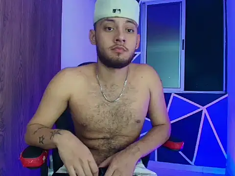 Sebolaz333's Live Sex Cam Show
