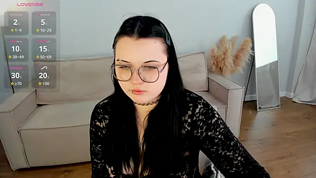 Kira_G0ld's Live Chat Room