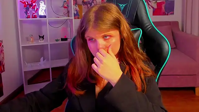 ChloeHalses Live Chatraum