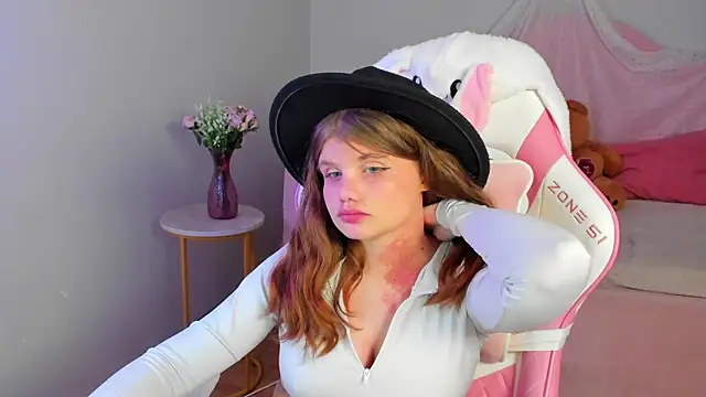 ChloeHalses Cameră chat live