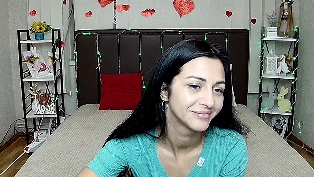 EvaClarkk Adlı Modelin Canlı Sohbet Odası
