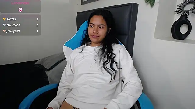 Živá chatovací místnost Julieta_Parker