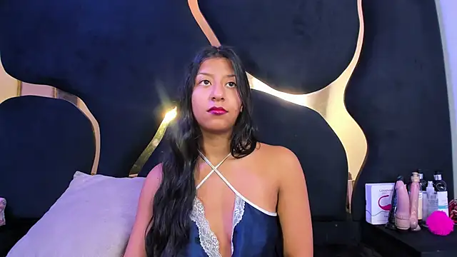 Vaneline2's Live Chat Room