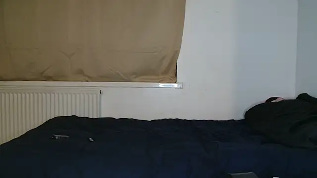 CurvySashia Live Chatraum