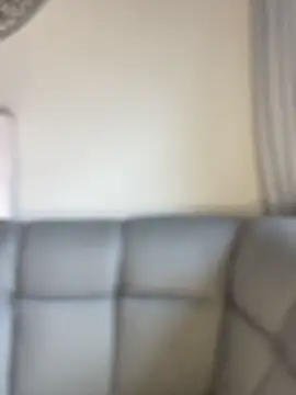 Im_Anto Adlı Modelin Canlı Sohbet Odası