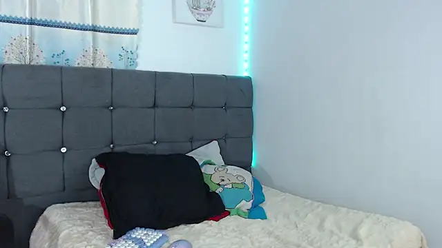 Živá chatovací místnost latin_riahnna_jp