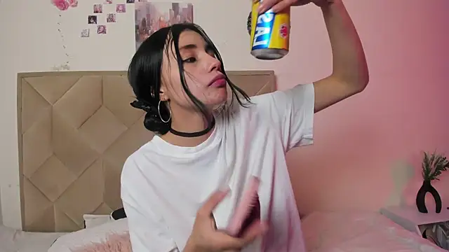 Živá chatovací místnost Chloe_Miller_2