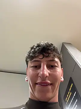 Вебкам-шоу ARON_LUXX