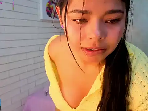 غرفة دردشة baby_sweet2010 المباشرة