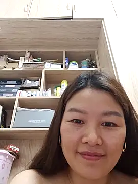 Jennie_dogy Adlı Modelin Canlı Sohbet Odası