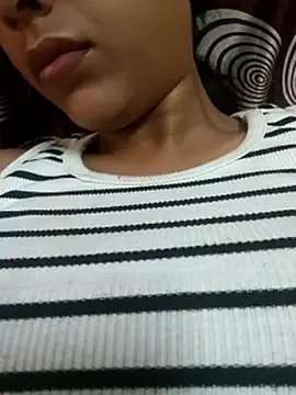 Masnshisharma99 Adlı Modelin Canlı Sohbet Odası