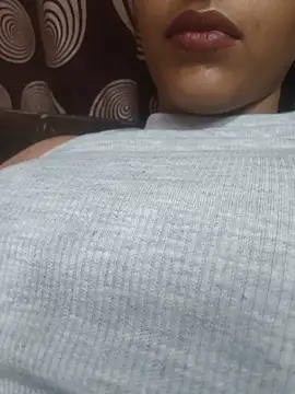 Masnshisharma99 Adlı Modelin Canlı Sohbet Odası