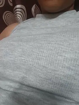 Masnshisharma99 Adlı Modelin Canlı Sohbet Odası