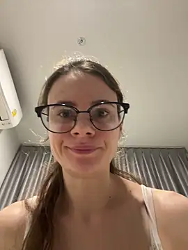 Chat soba uživo modela Homu_chan