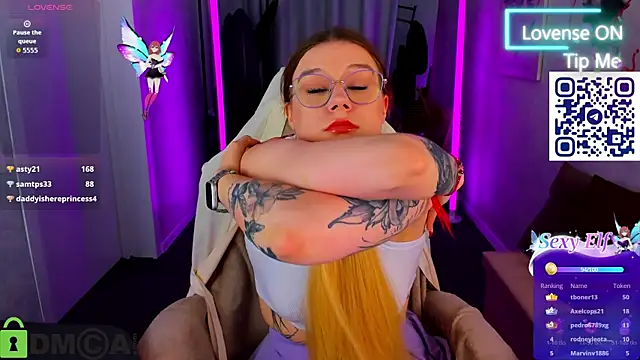 Amy_Davisss Adlı Modelin Canlı Sohbet Odası
