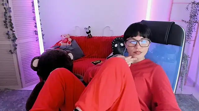 Živá chatovací místnost NeoGeisha