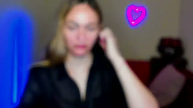 Živá chatovací místnost BlondMikey22