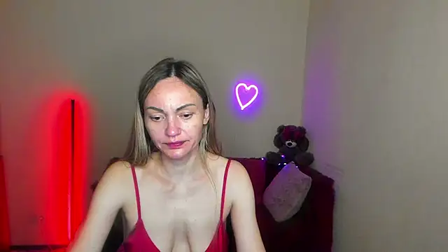BlondMikey22 Chat XXX in diretta