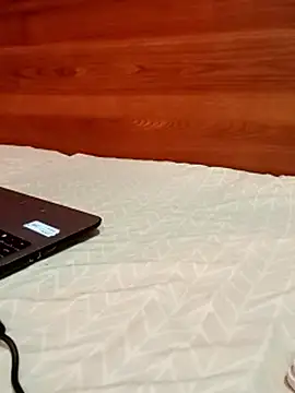 atisa_ élő chatszobája