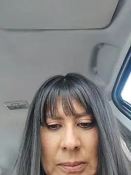 Chatroom en direct de Lyonette_reading1