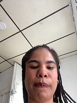 Chat soba uživo modela brytaniweed