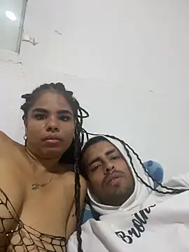 brytaniweed's Live Chat Room