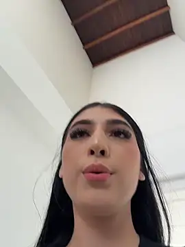 Živá chatovací místnost BadLilAngelXXX