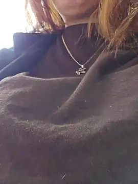 Mari-98 Cameră chat live