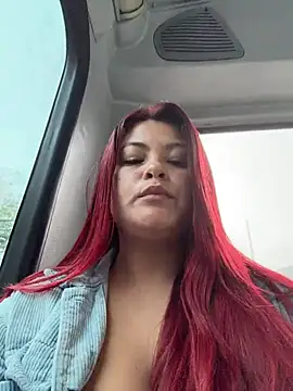 Lia-Moon77 Adlı Modelin Canlı Sohbet Odası