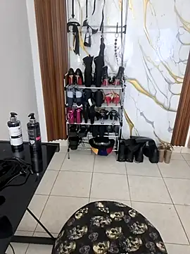 valen_ros Live Chatraum
