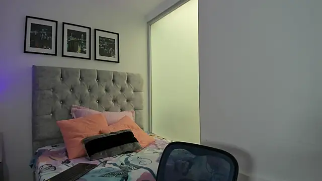 AmberLaurentt লাইভ চ্যাট রুম