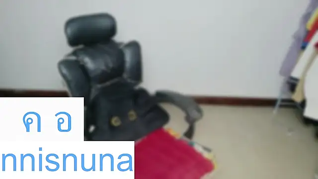 nunanunanuna Adlı Modelin Canlı Sohbet Odası