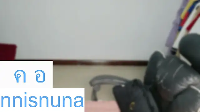 nunanunanuna Live Chatraum