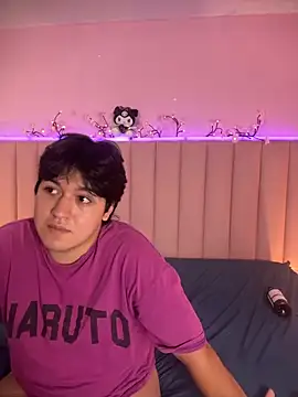 Živá chatovací místnost EmilyAndAndrew