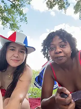 Ebony_Queeen: δωμάτιο απευθείας συνομιλίας