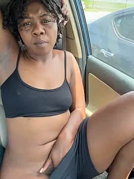 Ebony_Queeen Ruang Obrolan Langsung