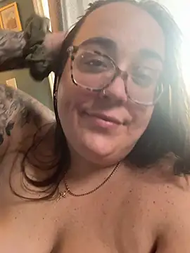kayleighgirl Adlı Modelin Canlı Sohbet Odası