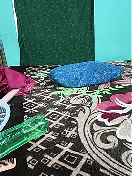 Živá chatovací místnost Ramya-hot-gueen
