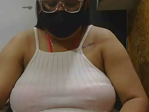 Živá chatovací místnost Fuckpussylickass
