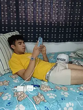 חדר צ'אט בשידור חי של baby_22cm