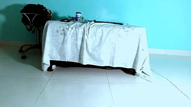 חדר צ'אט בשידור חי של karolsweetvagi