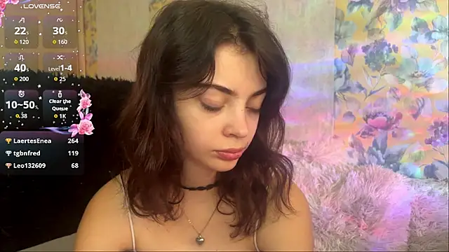 CassyVixen: онлайн-секс-чат