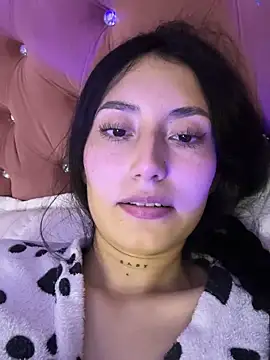 Lis_peach – Naživo chatovacia miestnosť