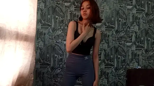 AnnettaBelsito's Live Chat Room