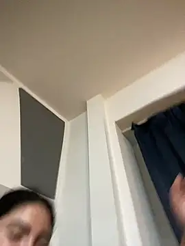 חדר צ'אט בשידור חי של Zeynep_16