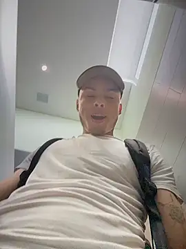 חדר צ'אט בשידור חי של Eros_lee